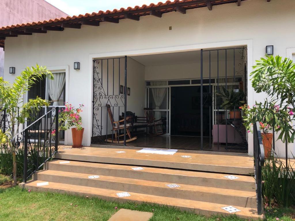 Casa Bela E Confortavel Em Chapada dos Guimarães Eksteriør billede